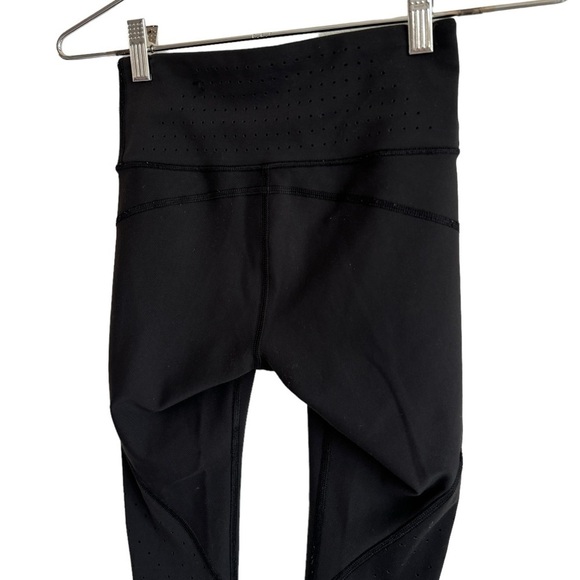 Athleta Black Sculptek TruCool Capri, Size XXS - Picture 5 of 8